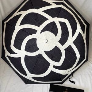 Chanel Black and Gold Textured Box